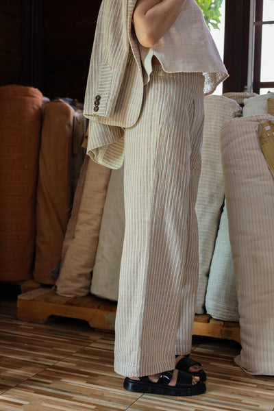 Closed-loop Wide Trousers with Lining