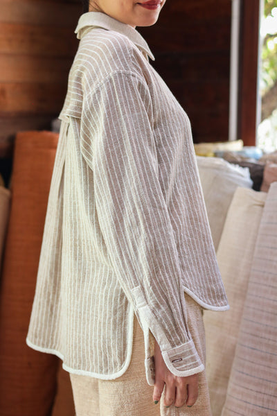 Closed-loop Longsleeve Light Blouse