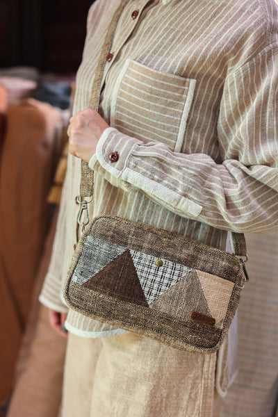 Closed-loop Longsleeve Light Blouse