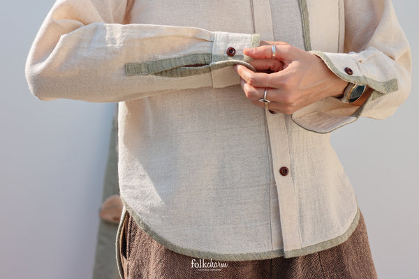 Closed-loop Toy Blouse