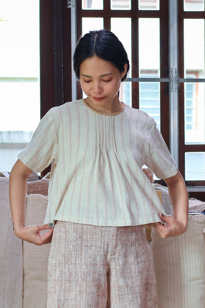 Closed-loop Tie-up Shortsleeve Blouse