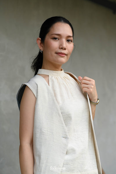 Sleeveless Halterneck Top (Pre-order)'