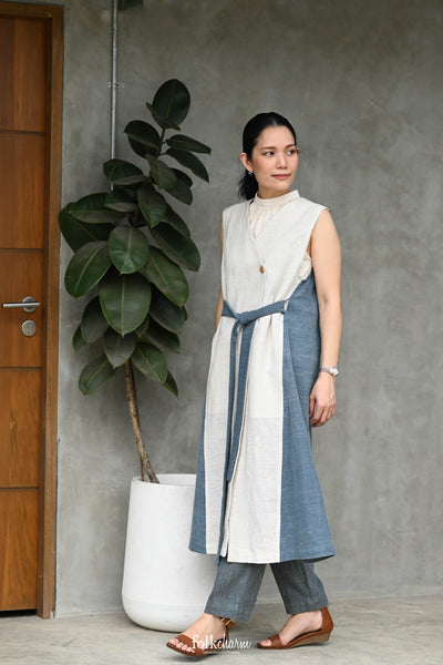 Sleeveless Halterneck Top (Pre-order)'