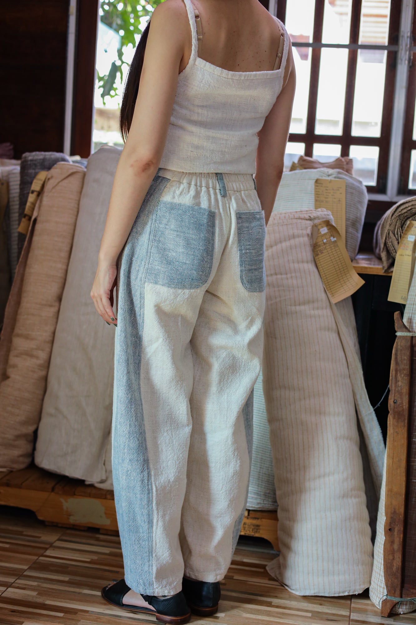 Barrel-leg Trousers