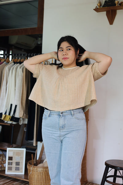 Closed-loop Tie-up Shortsleeve Blouse