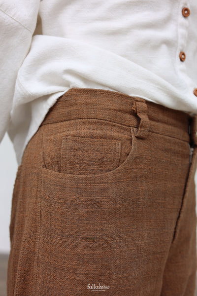 Barrel-leg Trousers in Buak Brown