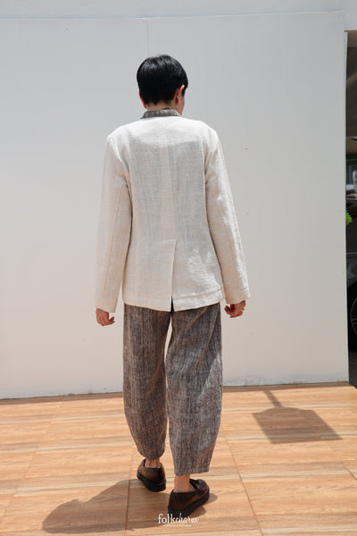 Relaxed-fit Collarless Blazer in White
