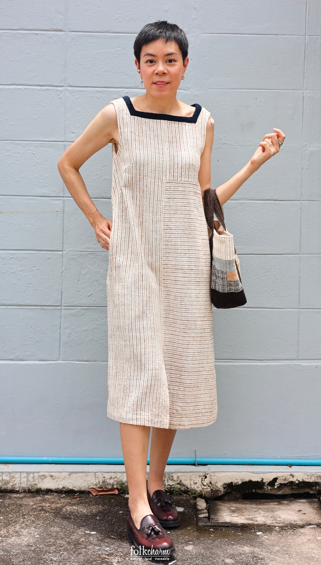 Two Tone Sleeveless Mid-length Dress