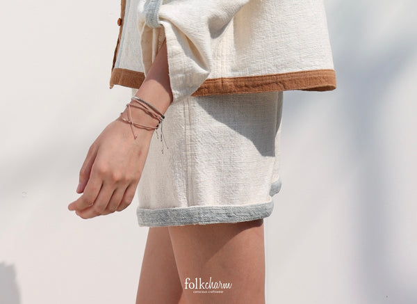 The Essential Shorts in Buak Blue