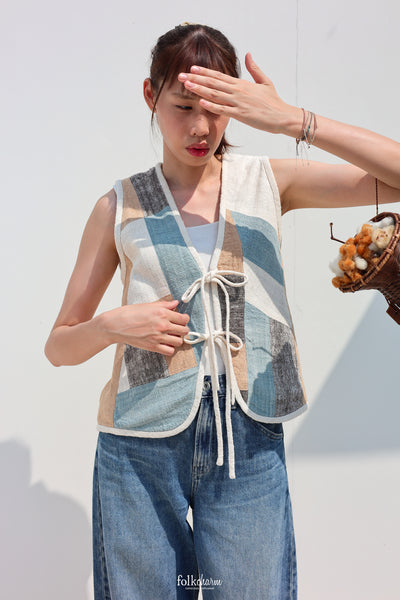 Recomposed Two-way Vest