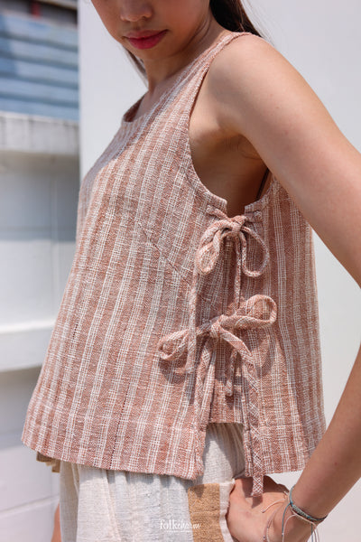 Side-Tie Sleeveless Blouse in Huchang-Red