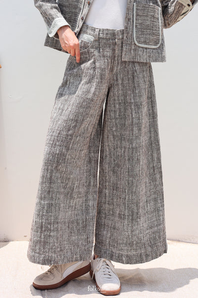 Extra-Wide Trousers in Ebony Gray