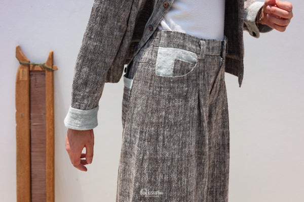 Extra-Wide Trousers in Ebony Gray