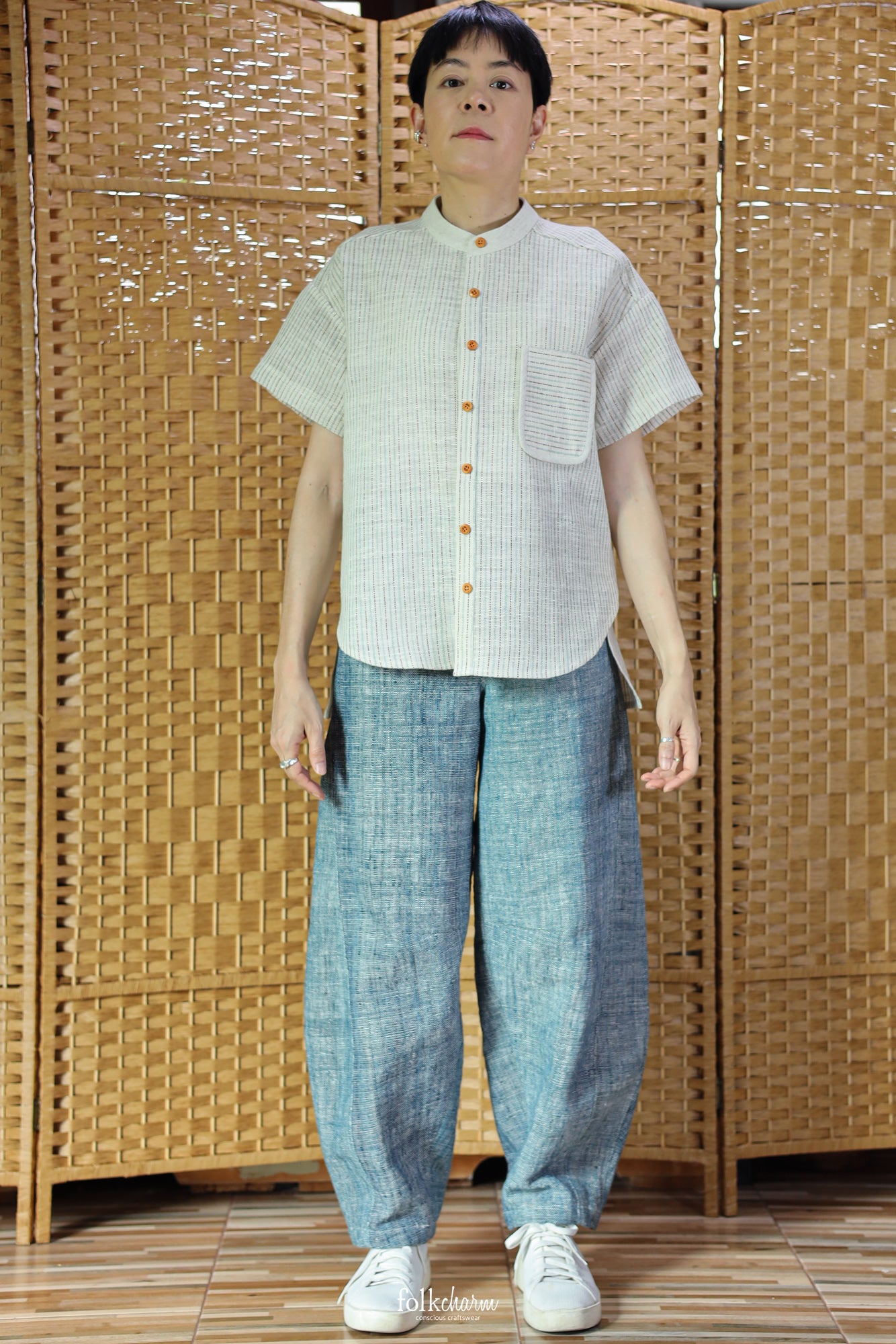 Parrot Loose-fit Band Collar Shortsleeve Shirt