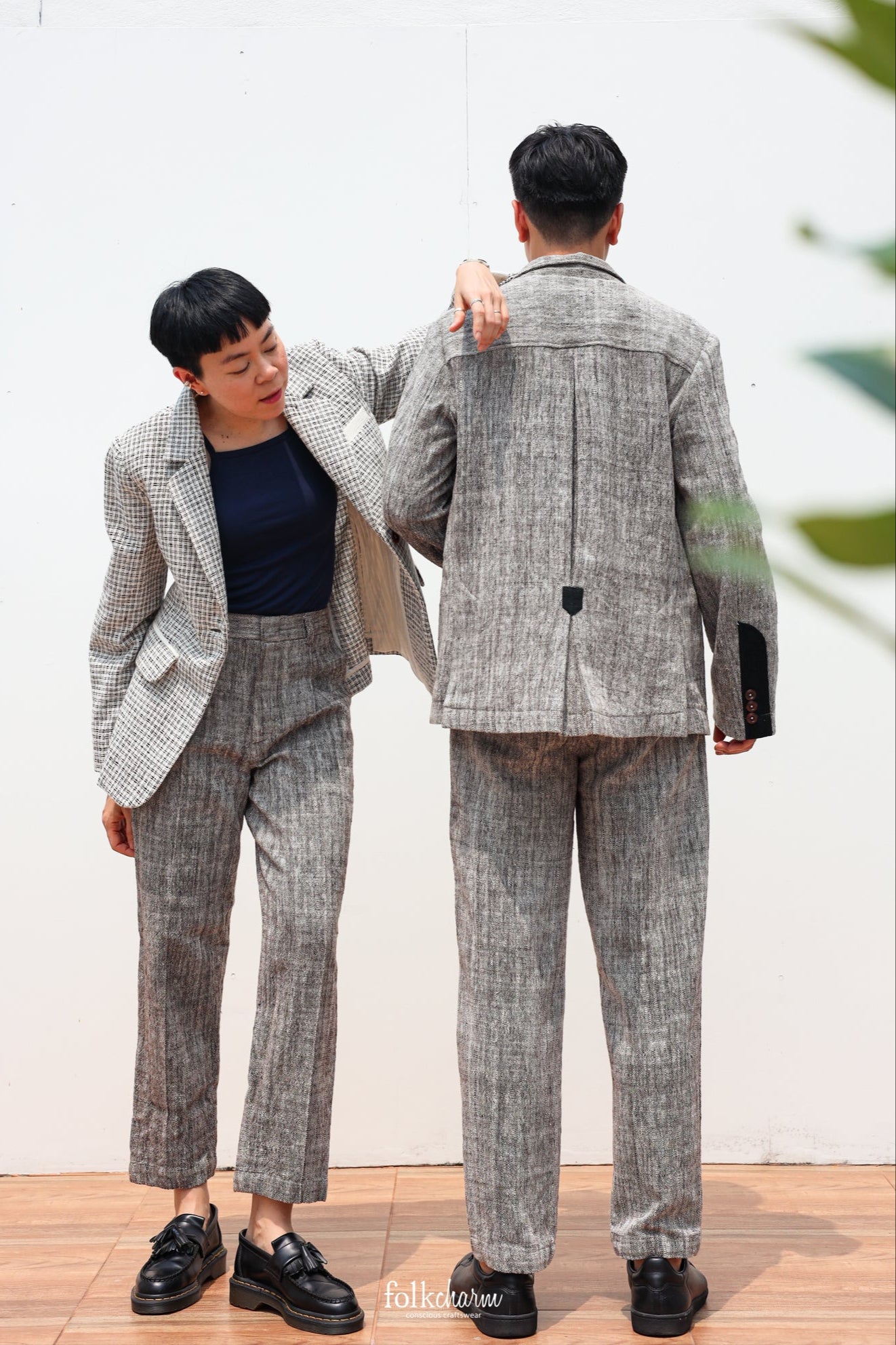 Sobbing Weave Relaxed-fit Blazer White Hem
