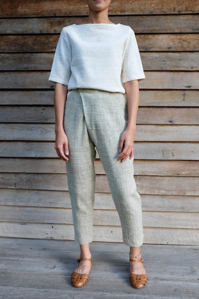 Side Pleat Pegged Trousers (Pre-order)